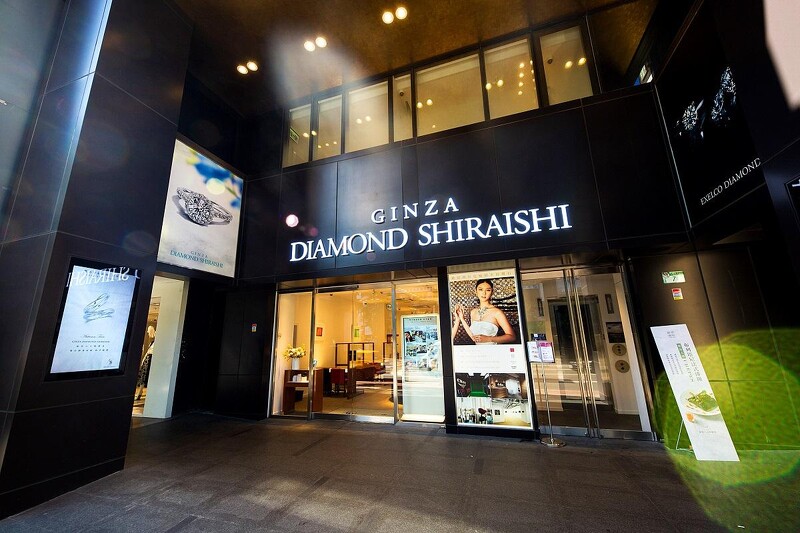 編輯試戴 親自體驗 每一個細節都堅持 的日本首席婚鑽品牌魅力 考究工藝職人精神讓手上鑽戒更加閃耀的幸福 不能只有m編知道 Marie Claire 美麗佳人