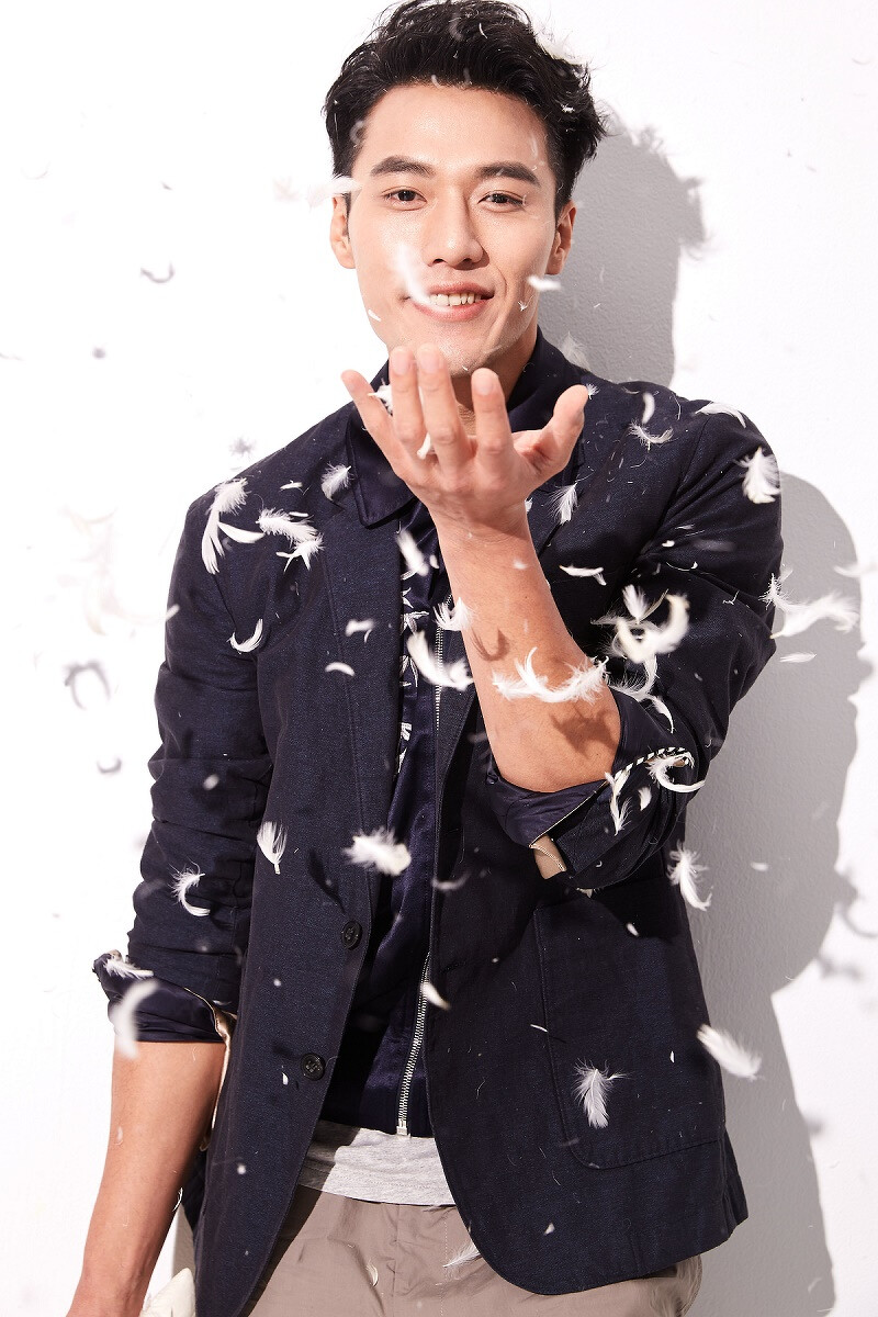 http://i.marieclaire.com.tw/plus/article/2016/05/pQ6d9d8_1462163211.jpg