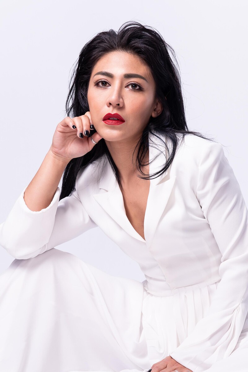 艾怡良11月登legacy 都市女聲 開唱洩私心開千人空中英語教室獻翻唱鋪梗再現超偶比賽曲 Marie Claire 美麗佳人