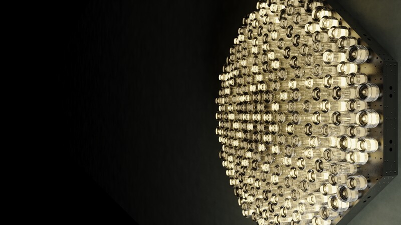 豪華朗機工LuxuryLogico, “Solar”, 2020, Electrical light installation (LED light, Recycled glass, metal), Diameter 180 cm, Courtesy of the artists and ESLITE GALLERY.