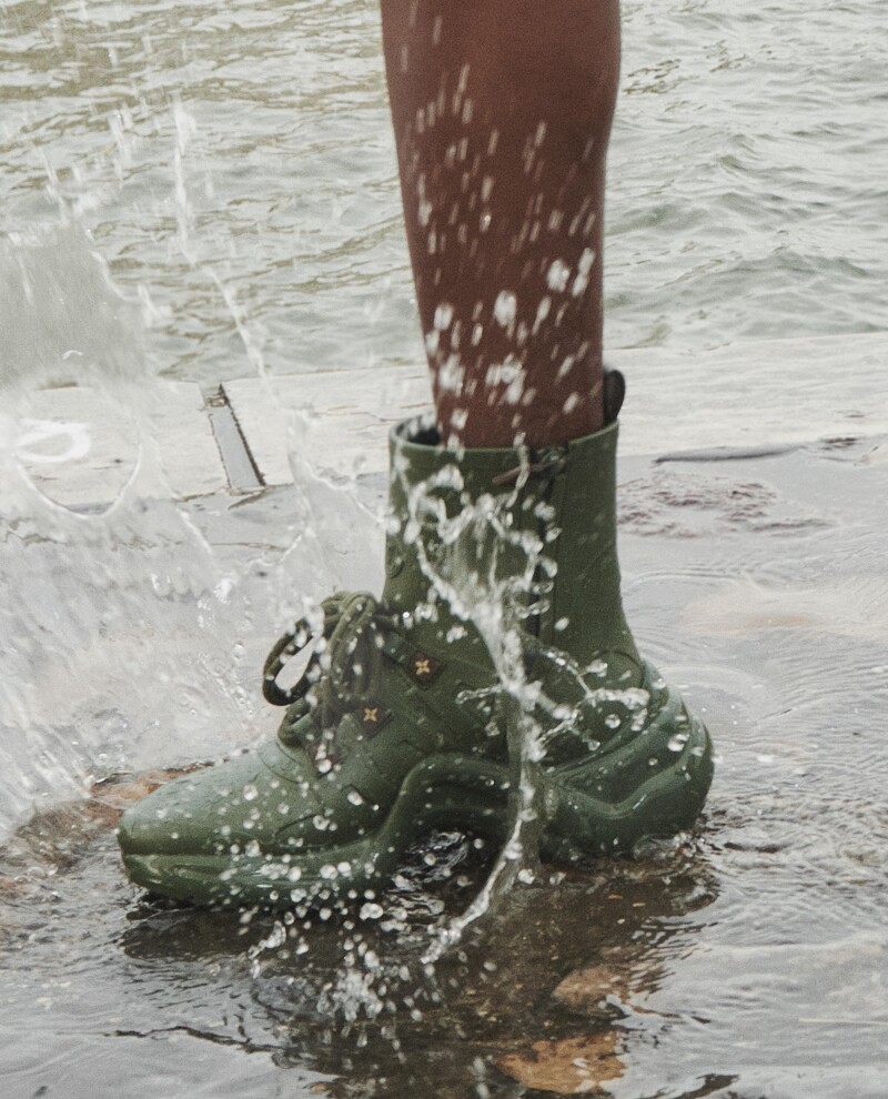 Rubber LV Archlight sneaker boots(NT$31,300)