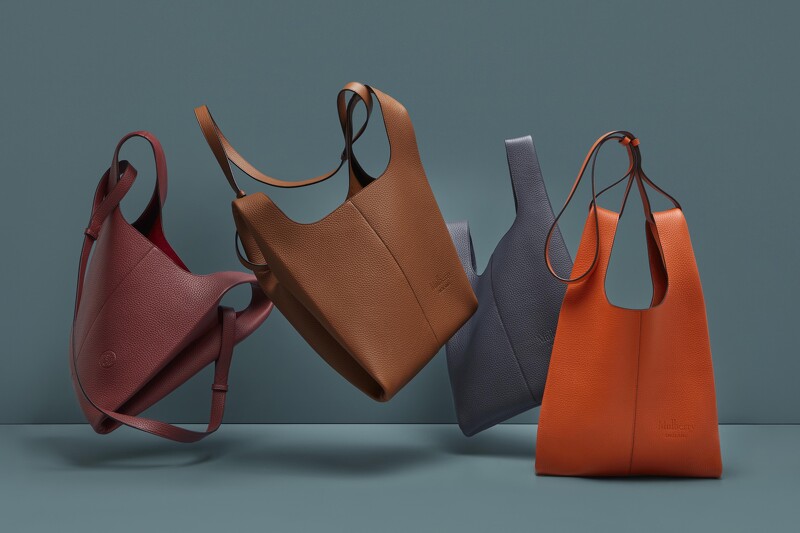 Oversized Portobello Tote(NT$42,000);Portobello Tote(NT$33,500);Small Portobello Tote(NT$24,900)