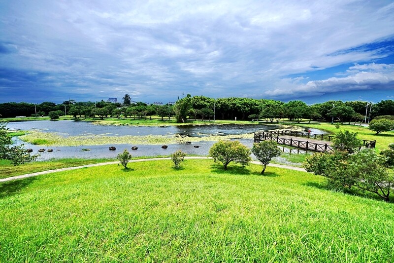 新北景點 紓壓景點再加一 八里 十三行文化公園 遊戲場完工 公尺溜滑梯 滑草場徹底放鬆身心 Marie Claire 美麗佳人