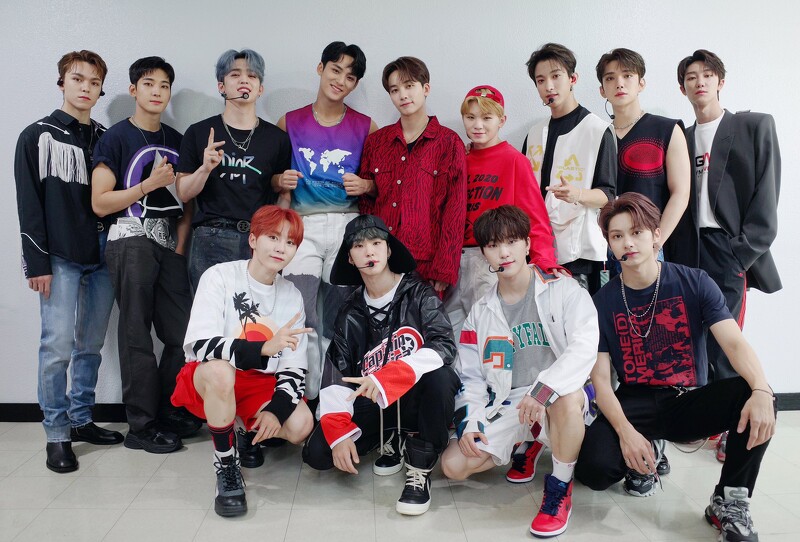 Seventeen低嗓rapper Wonwoo反差性感 短版上衣秀辣腰 若隱若現精實腹肌引爆twitter熱搜 Marie Claire 美麗佳人