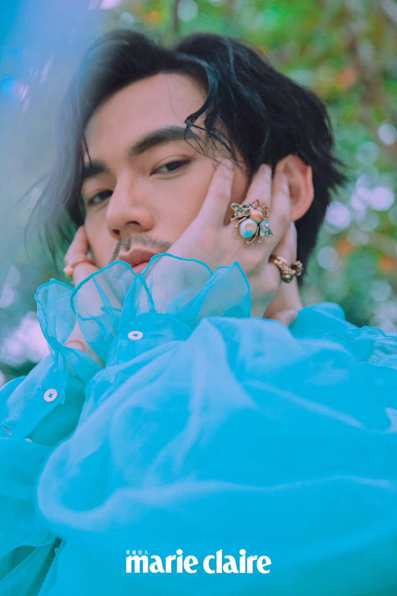藍綠色千層紗禮服,SABRINA HSIEH。