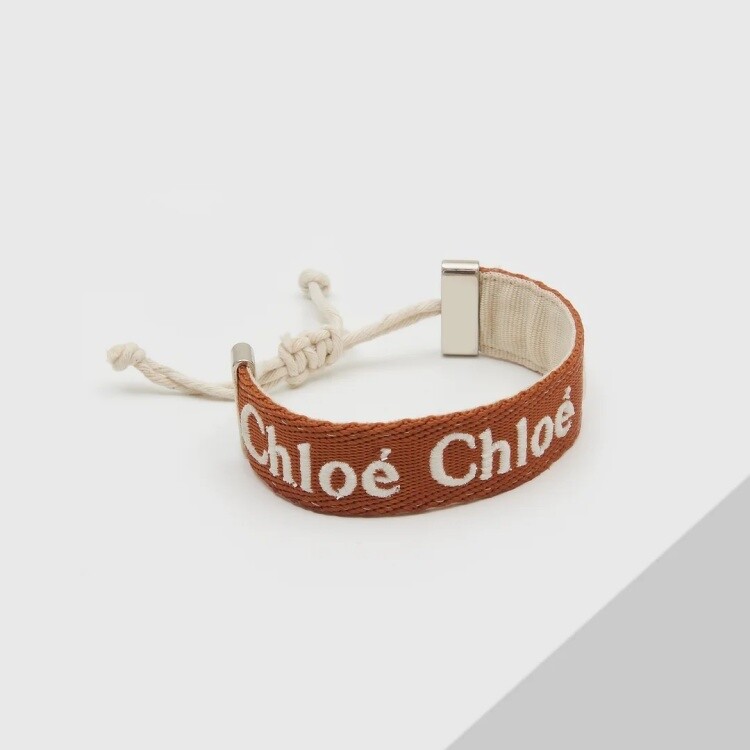 Chloé 編織手環