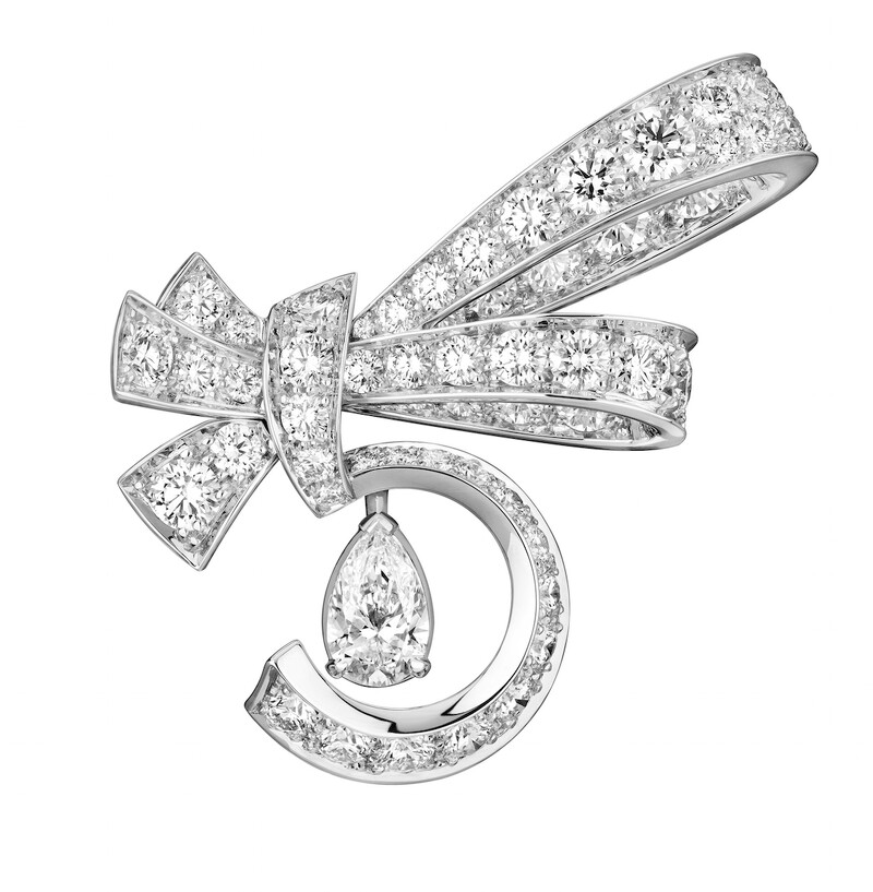 Knotted N°5 胸針,Chanel。
