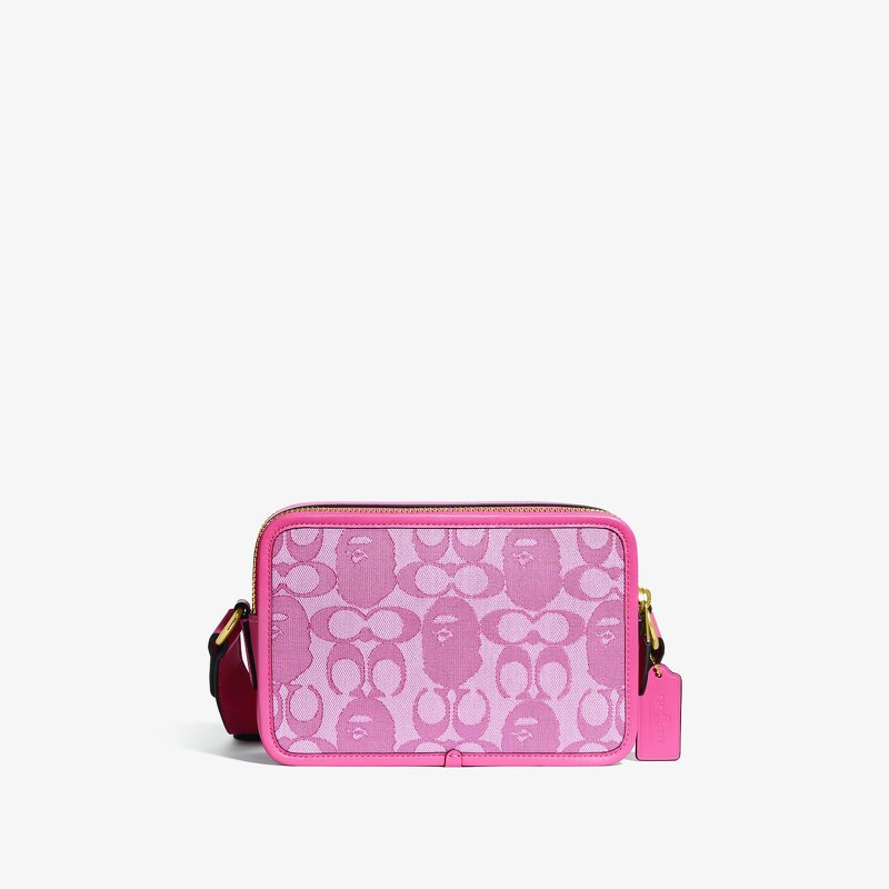 BAPE® X Coach斜背手袋,NT16,800