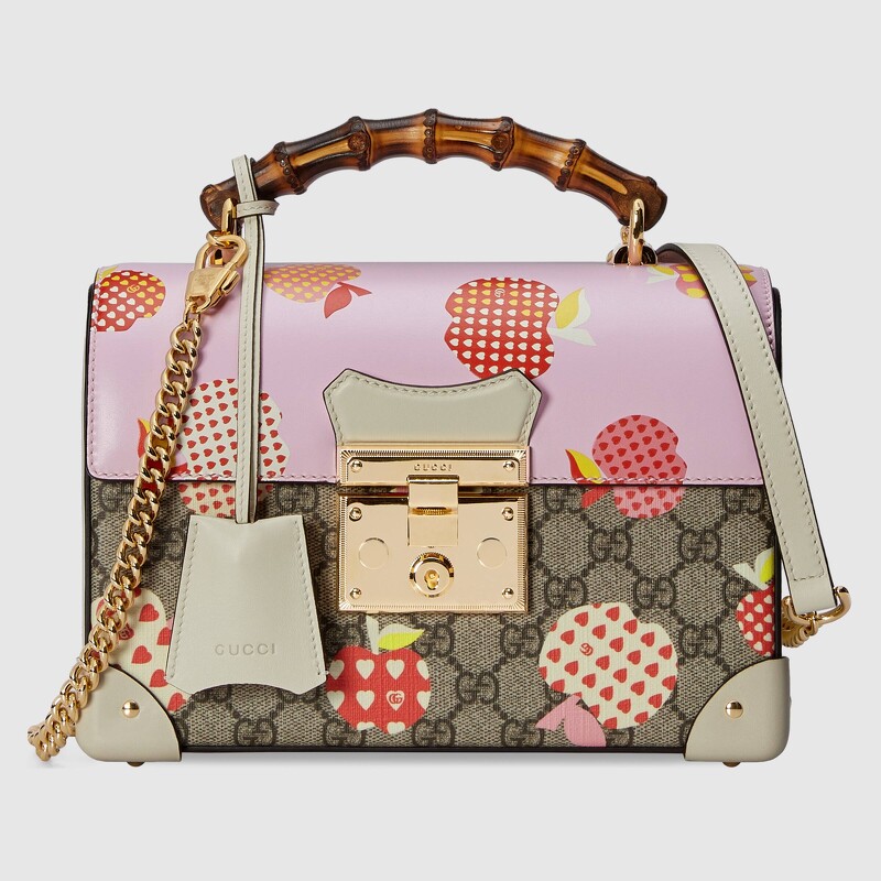 Gucci Les Pommes夕情人節特別系列:Padlock竹節肩背包NT90,400。
