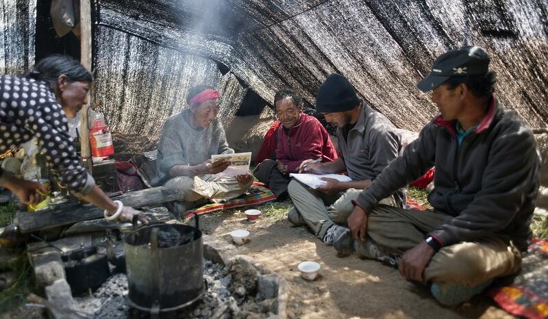 來自尼泊爾的仁澤•普布•拉馬 (Rinzin Phunjok Lama),於尼泊爾跨喜馬拉雅地區,推動當地民眾參與保護全球瀕危哺乳動物的家園 (1) ©Tashi R. Ghale