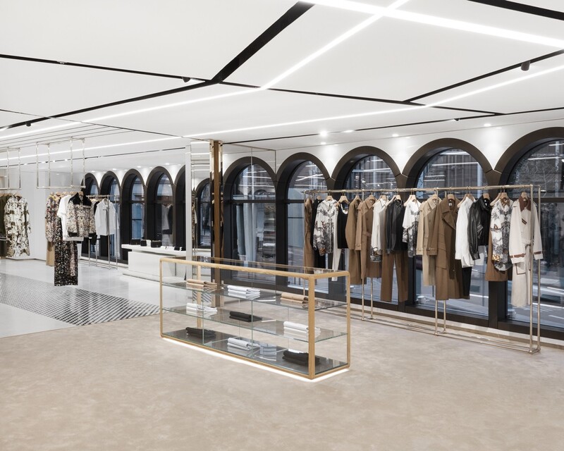 Burberry倫敦斯隆街一號旗艦店