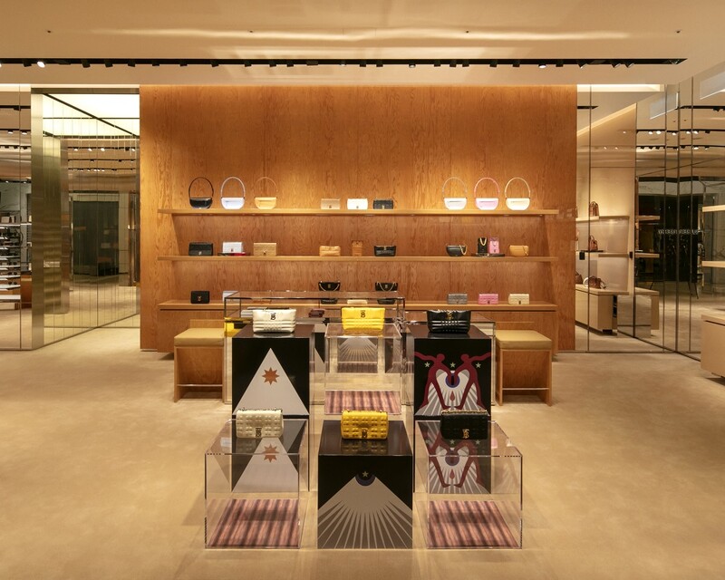 Burberry台中新光三越專賣店