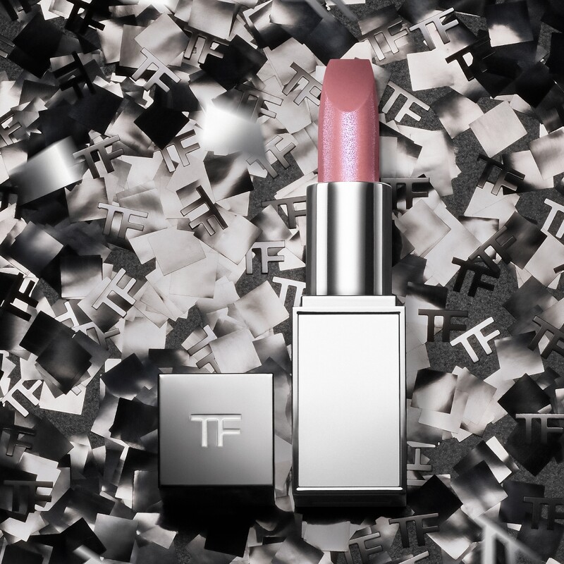 TOM FORD 2021聖誕彩妝太陽輕吻訂製香檳玫瑰潤唇膏形象圖。