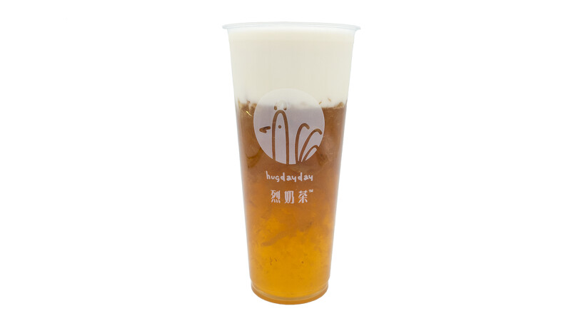 《hugdayday烈奶茶》推出3款新飲品！喝得到巨峰葡萄果肉，還有100%純素「真杏桂香白木耳」