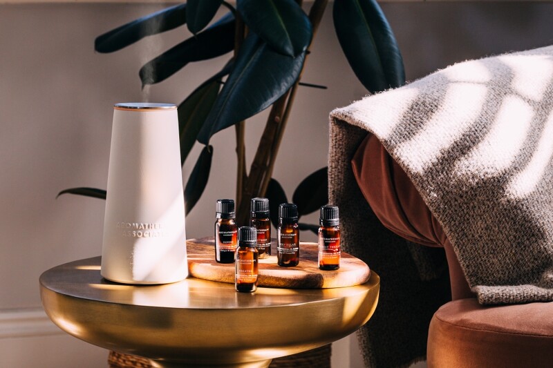 AROMATHERAPY ASSOCIATES經典純香精油煥新登場。