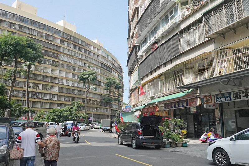 果貿市場。