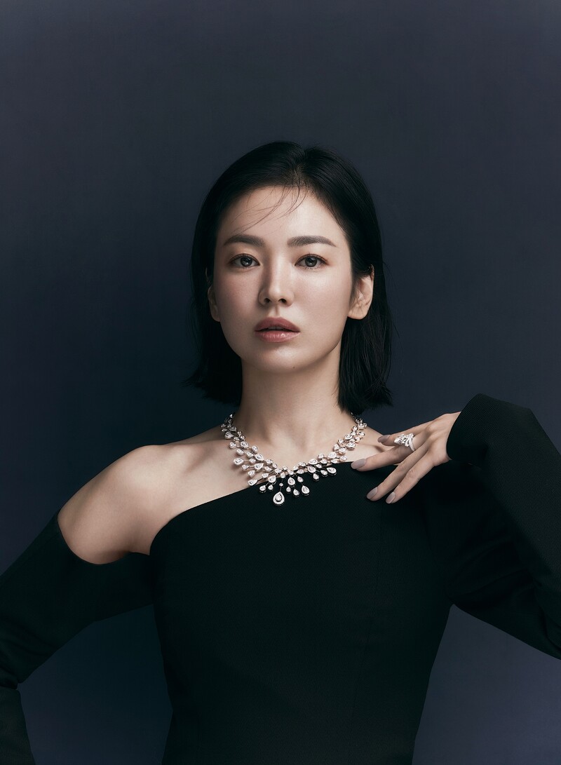 宋慧喬為珠寶品牌尚美Chaumet擔任大使多年,近期釋出2022年全新形象