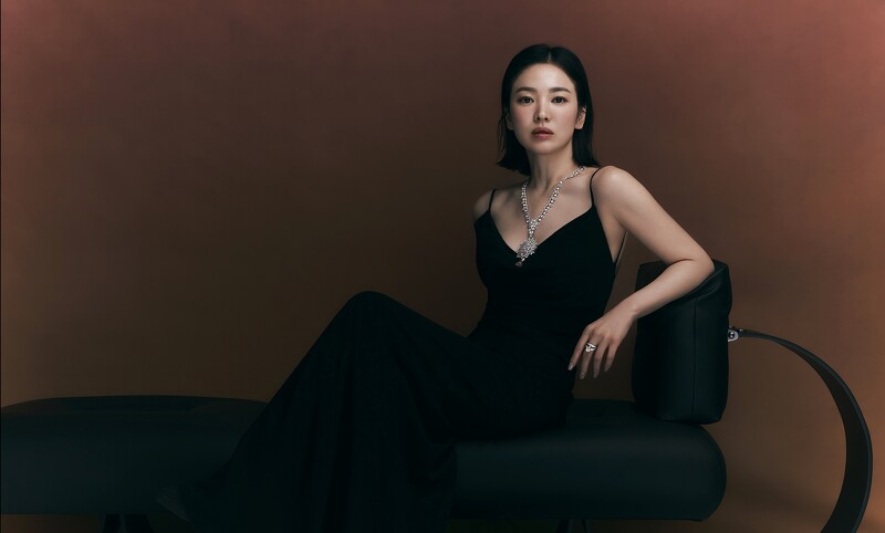 宋慧喬為珠寶品牌尚美Chaumet擔任大使多年,近期釋出2022年全新形象