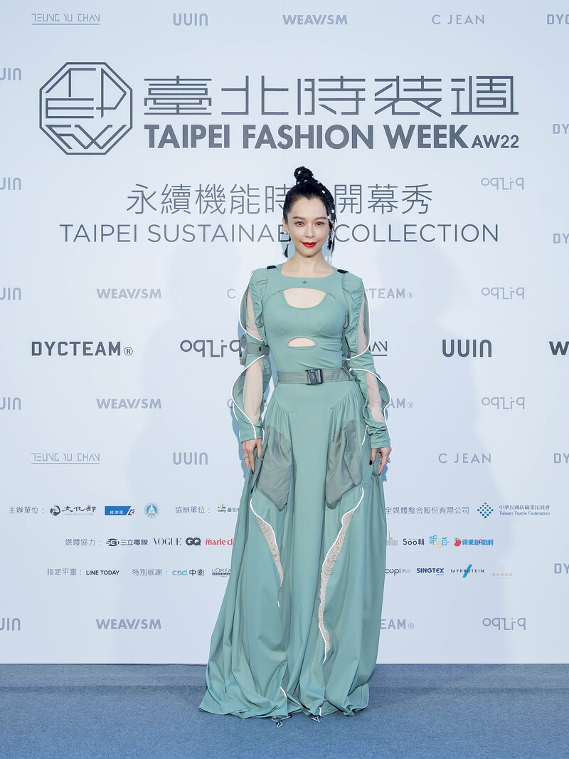 徐若瑄特別出席永續時尚機能開幕秀