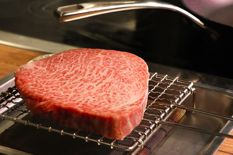 和牛研究室 Wagyu Lab」為首創亞洲第一家「全時段和牛」生活方式選品店。