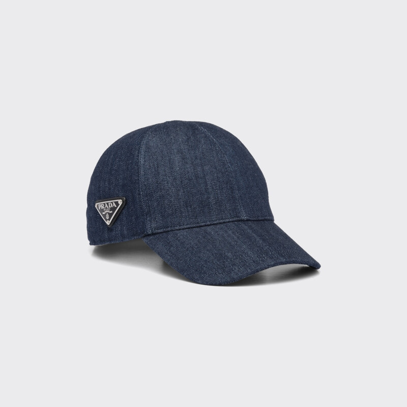 PRADA 丹寧棒球帽,NT17,500。
