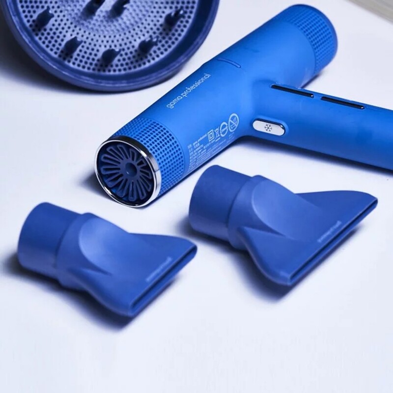 GAMA iQ Perfetto高效專業智能吹風機台灣獨家專屬的鈷藍色。