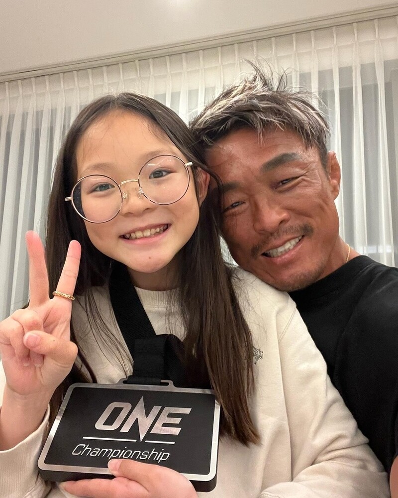 《體能之巔:百人大挑戰》秋成勳與女兒秋小愛