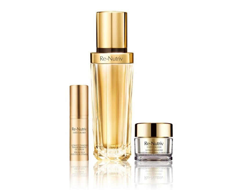 內含:黑鑽松露賦活微導金萃30ml+白金級黑鑽松露雙效豐潤奇蹟霜7ml+白金級黑鑽松露奇蹟修護亮眼精5ml,原價NT.13,849、優惠價NT.8,400。