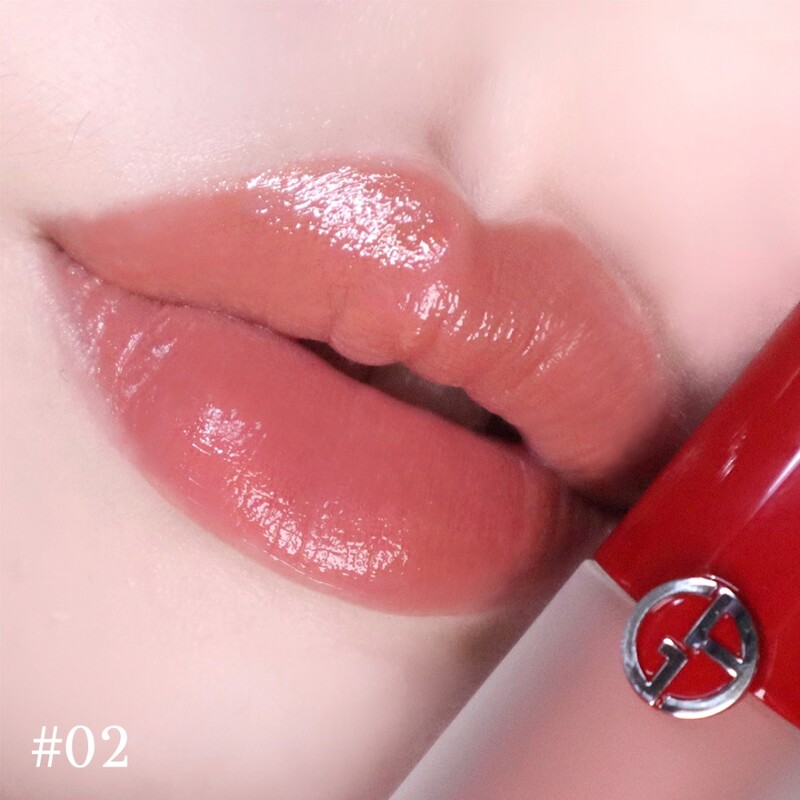 Giorgio Armani奢華絲緞訂製水唇釉#02試色。