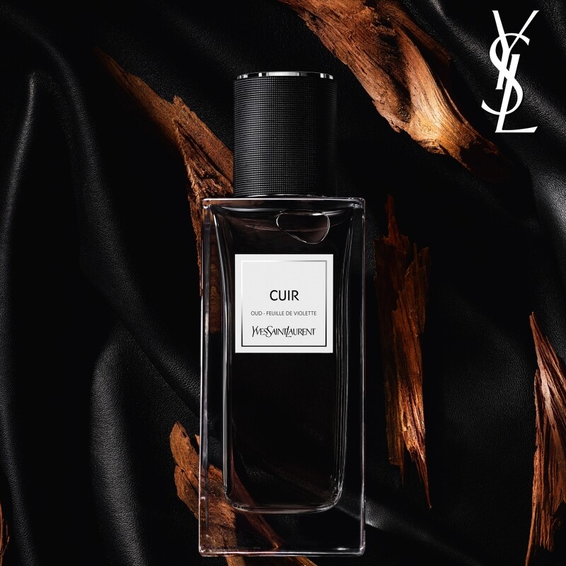 YSL時尚訂製香水黑色皮衣視覺圖。
