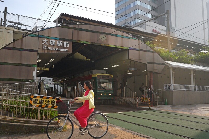 大塚站,距離東京交通樞紐「新宿」約12分鐘車程,離國人熟悉的「池袋」也僅有一站之隔。