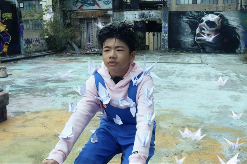 《地獄里長》曾郁恒曾演出《花甲》電影版的小花甲,客串演出地獄「子女殿」殿主