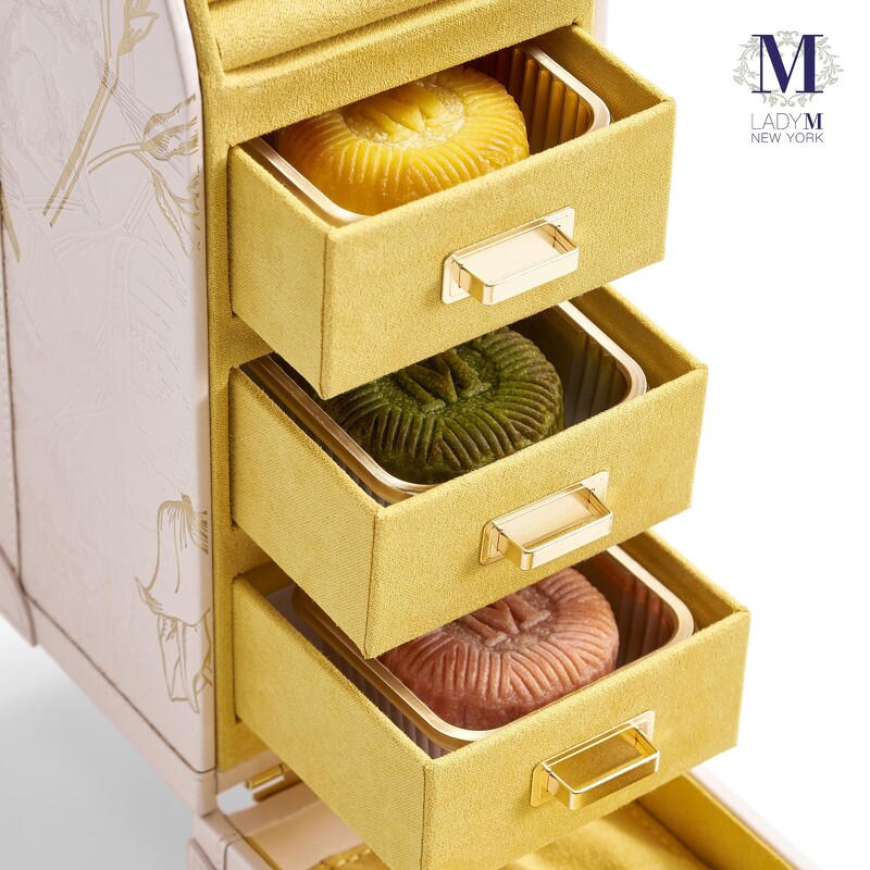 Lady M中秋禮盒玫瑰金夢幻登場！粉嫩圓拱型外觀，還能當作飾品收藏盒