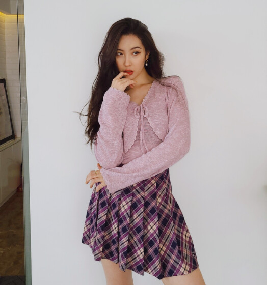 亞瑟士聯名IU、Rosé愛牌KIRSH!復古紅白鞋型、奶油白 亞瑟士聯名IU、Rosé愛牌KIRSH!復古紅白鞋型、奶油白