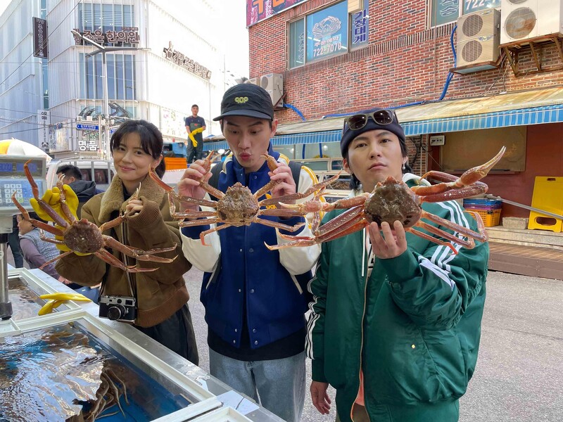 《演員們的旅行》首趟旅程前往韓國釜山,林予晞、范少勳旅伴為巫建和