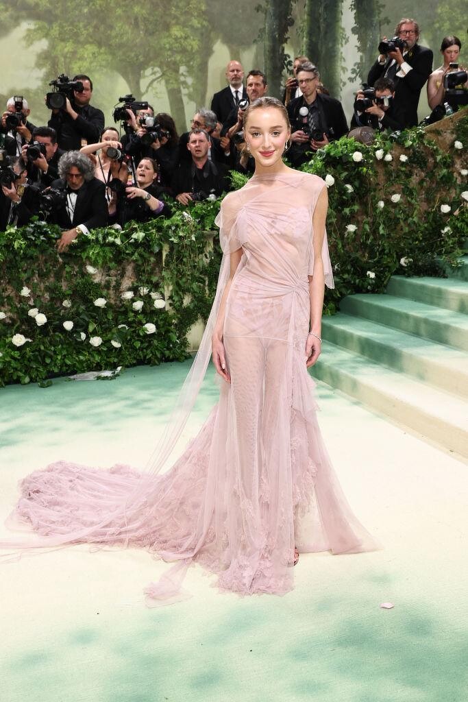 Phoebe Dynevor