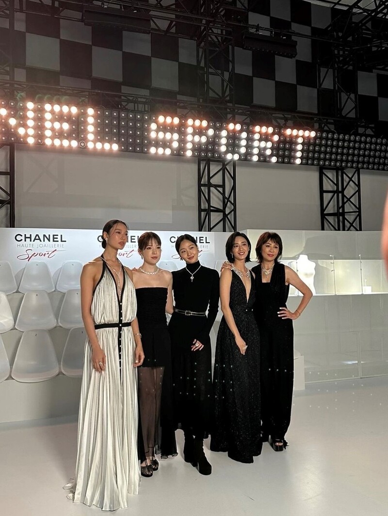 金高銀Kim Go-Eun、許瑋甯、桂綸鎂、茱蒂蒙·瓊查容蘇因 (Chutimon),以及劉嘉玲。IG@ggonekim
