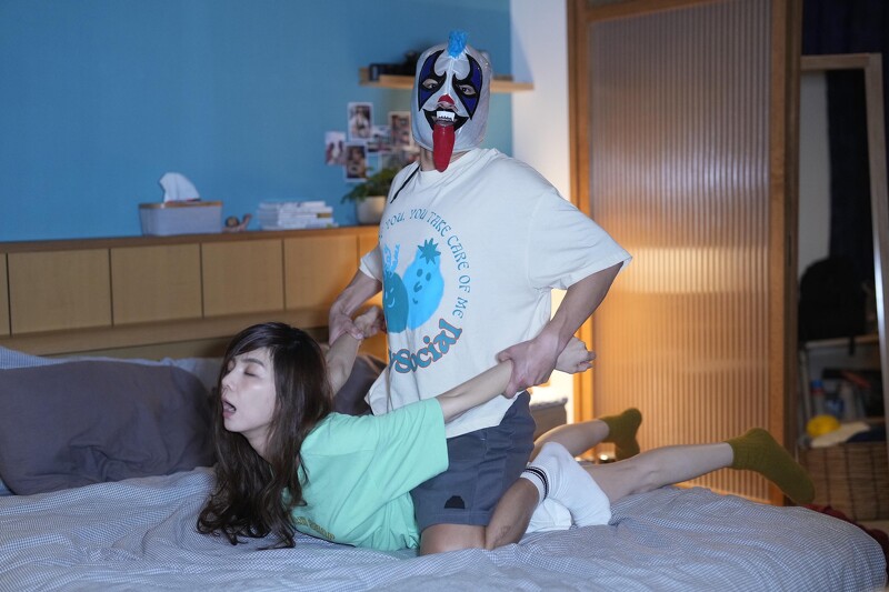 《今夜一起為愛鼓掌》楊祐寧搞笑發想將Ella陳嘉樺做出摔角擺拍