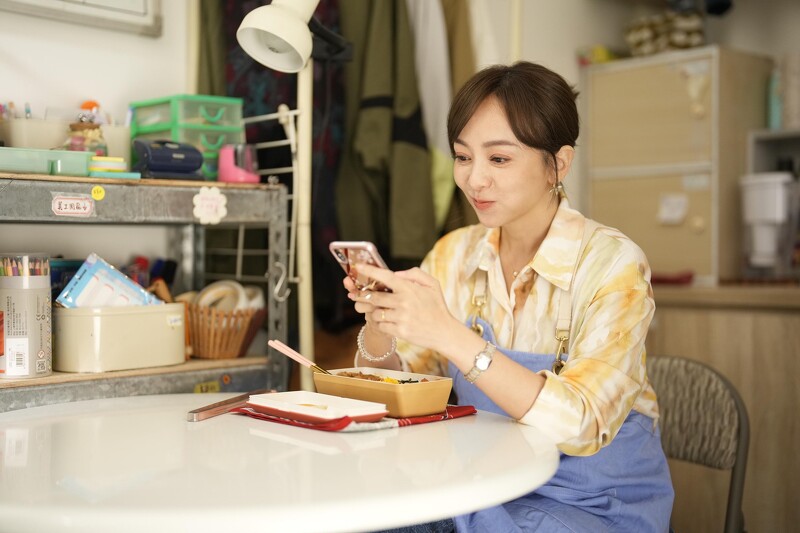 :《今夜一起為愛鼓掌》季芹熱衷搜集各式猛男照。