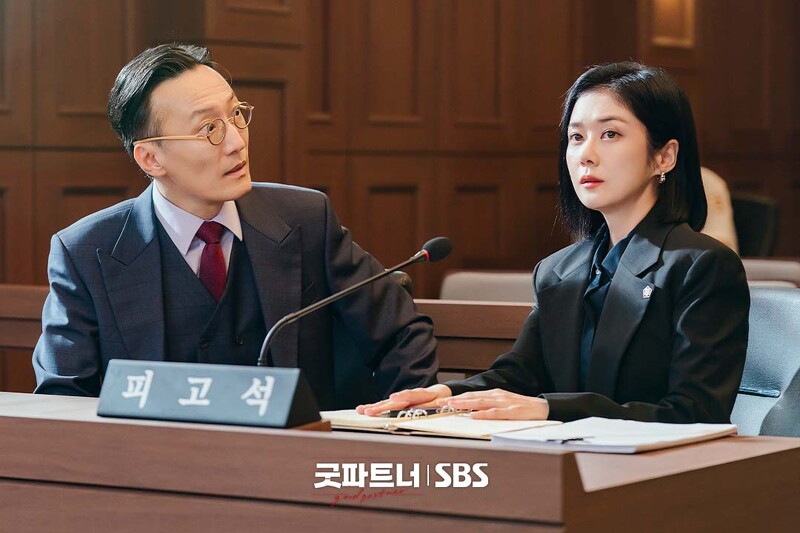 《好搭檔》車恩京幫吳代表打離婚官司 Photo © SBS
