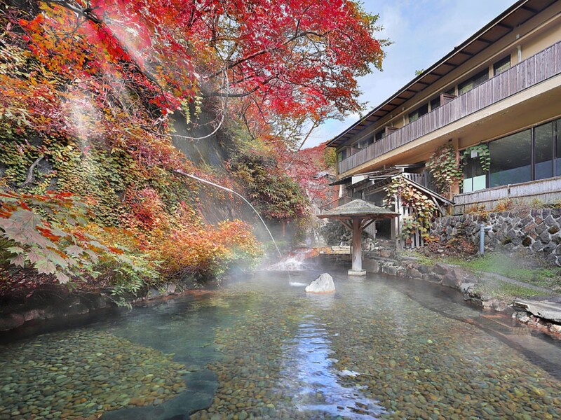 「大丸溫泉旅館」。