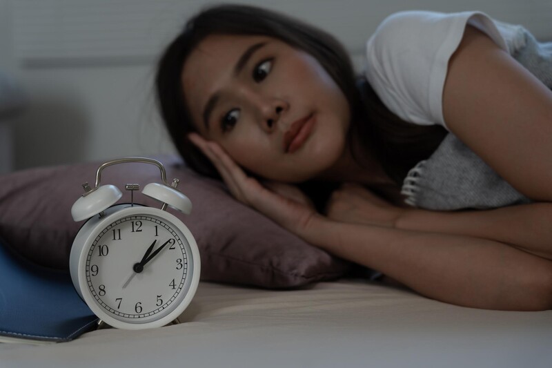 睡不够易变胖？每晚睡眠少于 6 小时，皮肤还会老得快！专家传授4招睡饱又睡好