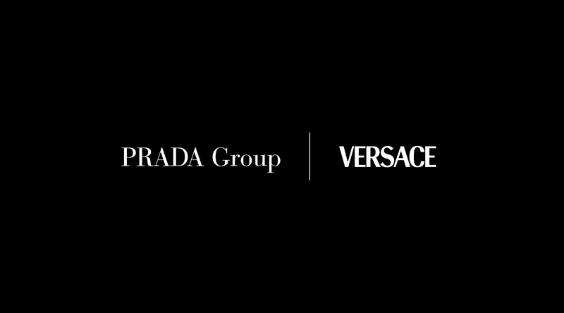 Prada正式宣布已與Capri Holdings達成協議,將以 12.5 億歐元企業價值(約 13.75 億美元)收購Versace全數股權。