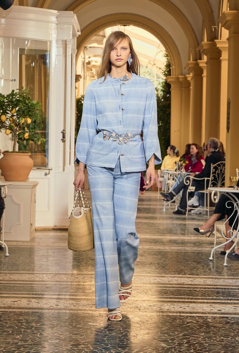 Chanel 2025/26 Cruise。