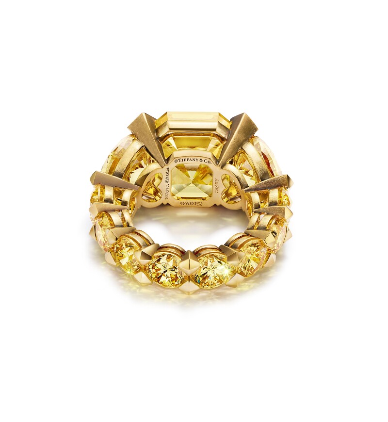 Tiffany & Co. 蒂芙尼为Pharrell Williams订製Coronation加冕戒指