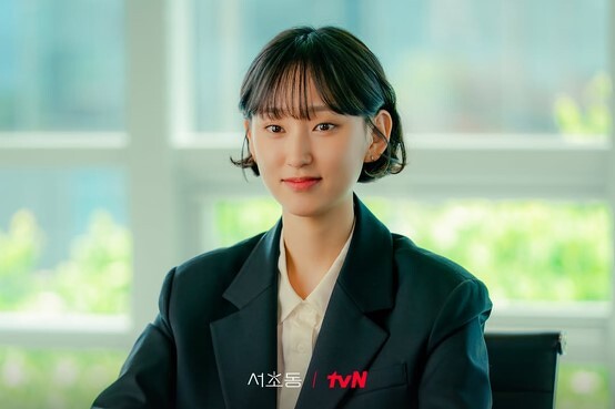 《瑞草洞》柳惠英竟是《请回答1988》的她！平寺从冬日香水、玫瑰口红…全藏满美丽心机