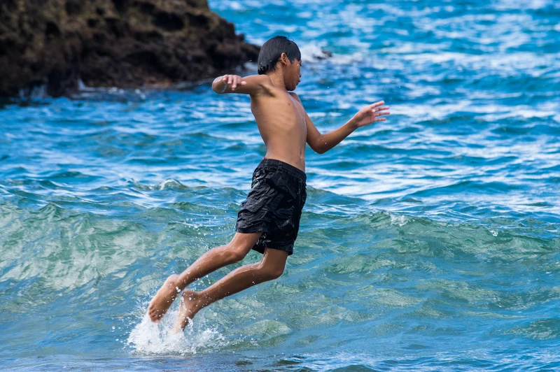 崔永徽《只有大海知道》 崔永徽《只有大海知道》