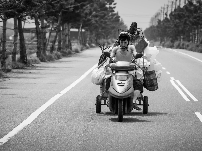 黃信堯《大佛普拉斯》 黃信堯《大佛普拉斯》