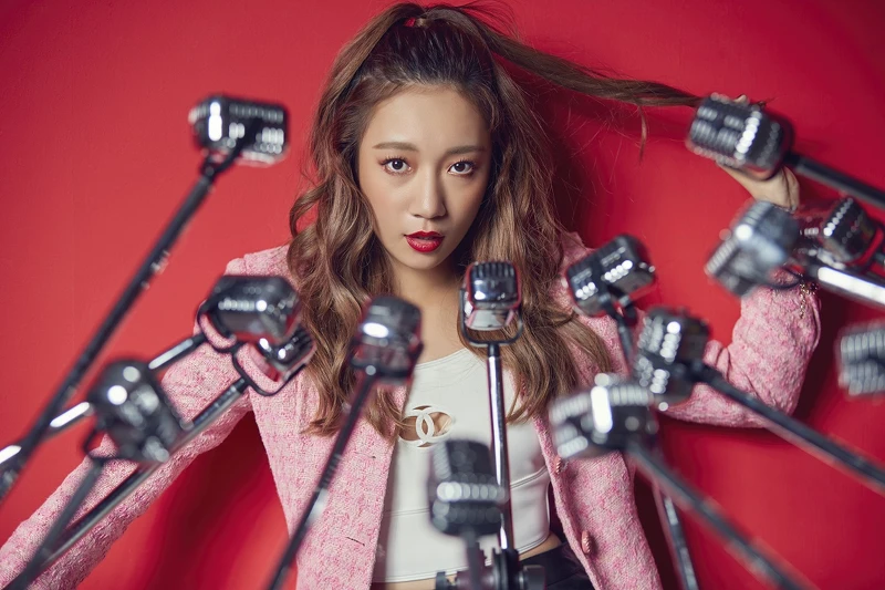 想紅來這裡就對了-吳卓源JULIA 想紅來這裡就對了-吳卓源JULIA