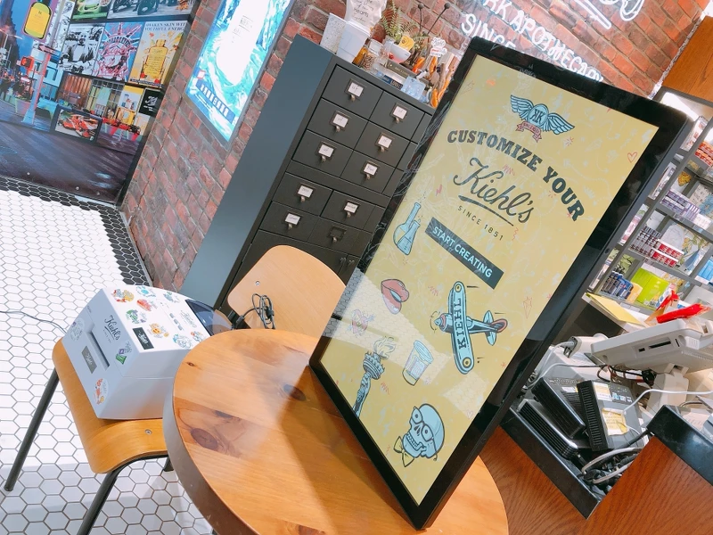 Kiehl's客製化貼紙機 Kiehl's客製化貼紙機